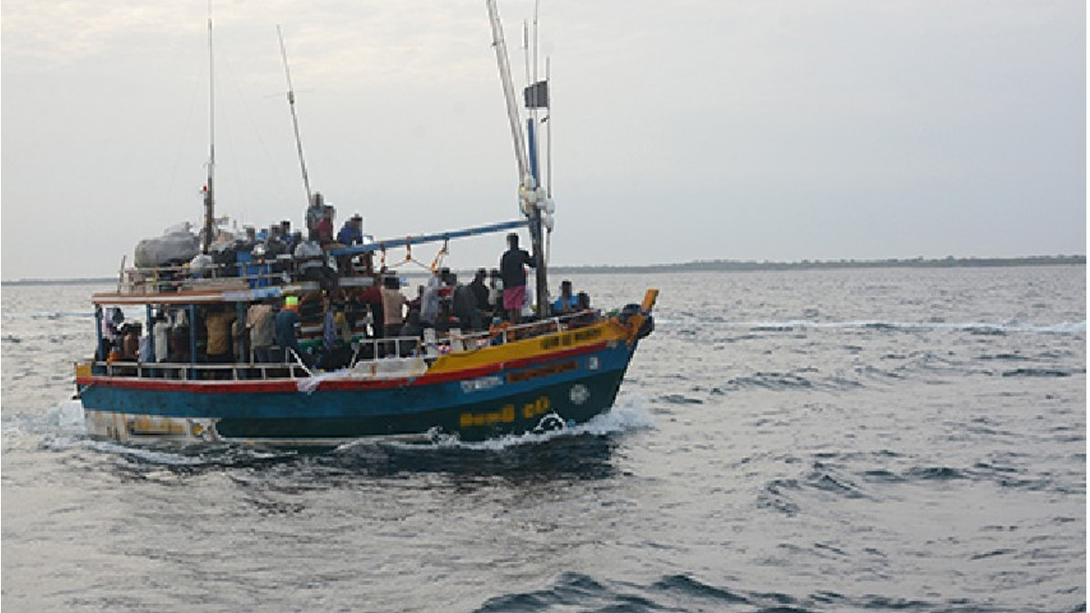 Sri Lankan Navy thwarts illegal migration attempt